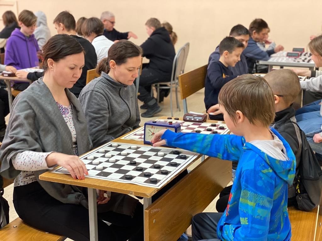 Состоялся открытый Чемпионат Димитровграда по русским шашкам