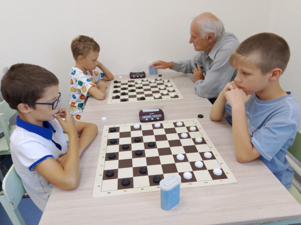 Кубок Ульяновской области по русским шашкам-молниеносная игра.
