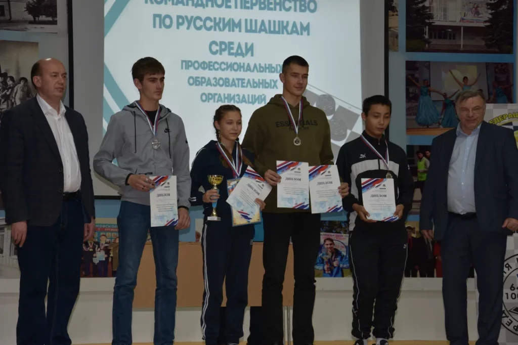 В Ульяновской области подвели итоги первенства региона среди студентов колледжей и техникумов по русским шашкам!