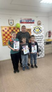 Чемпионат Ульяновской области по стоклеточным шашкам - молниеносная игра.