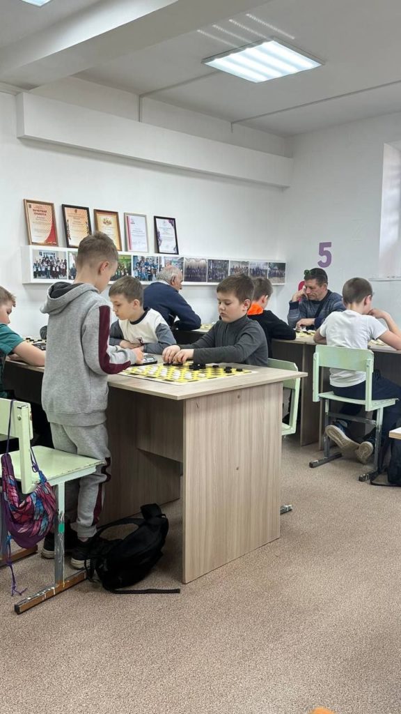 Чемпионат Ульяновской области по стоклеточным шашкам - молниеносная игра.