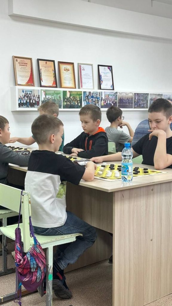 Чемпионат Ульяновской области по стоклеточным шашкам - молниеносная игра.