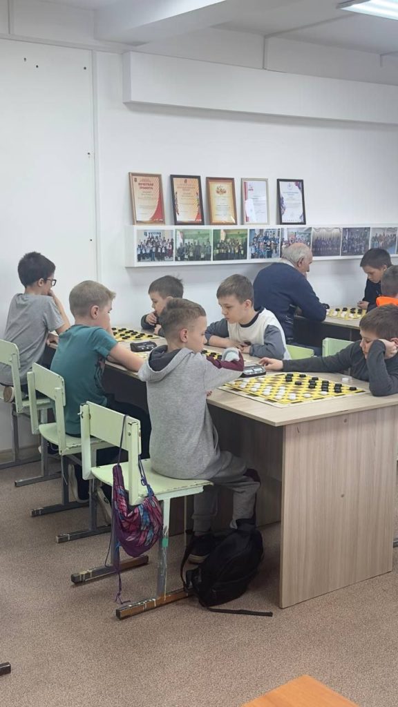 Чемпионат Ульяновской области по стоклеточным шашкам - молниеносная игра.