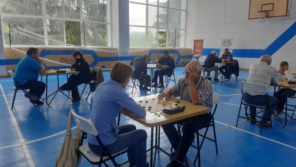 21 июня в Ульяновском колледже градостроительства и права состоялся чемпионат города по русским шашкам.