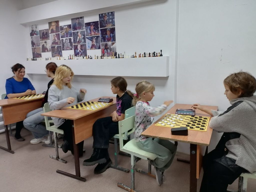 12 октября в Мулловке состоялся первый в истории кубок области по стоклеточным шашкам.