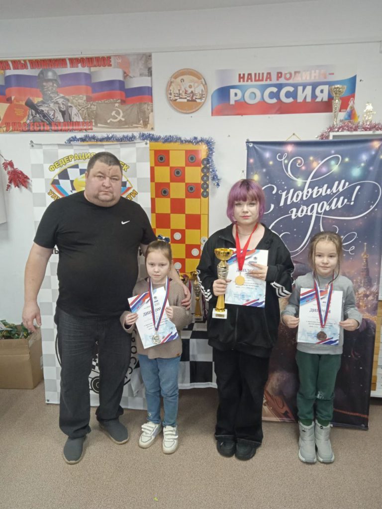 20 декабря в Мулловке продолжилось первенство Ульяновской области по русским шашкам.