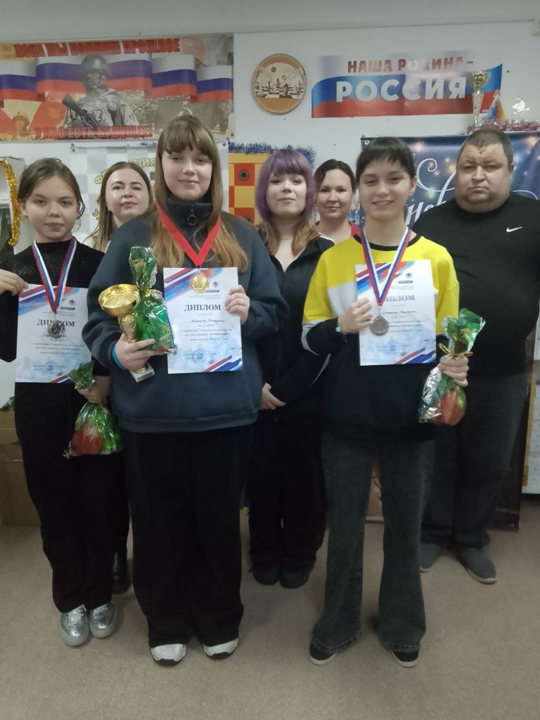 20 декабря в Мулловке продолжилось первенство Ульяновской области по русским шашкам.