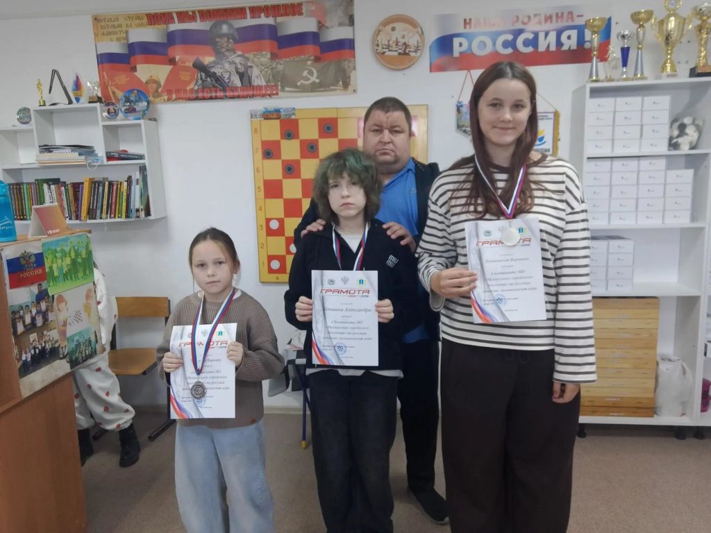 4 октября прошел открытый чемпионат МО "Мулловского городского поселения" по русским шашкам