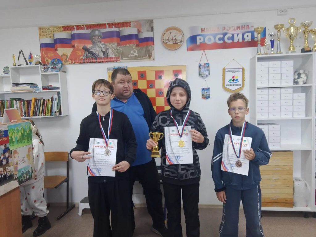 4 октября прошел открытый чемпионат МО "Мулловского городского поселения" по русским шашкам
